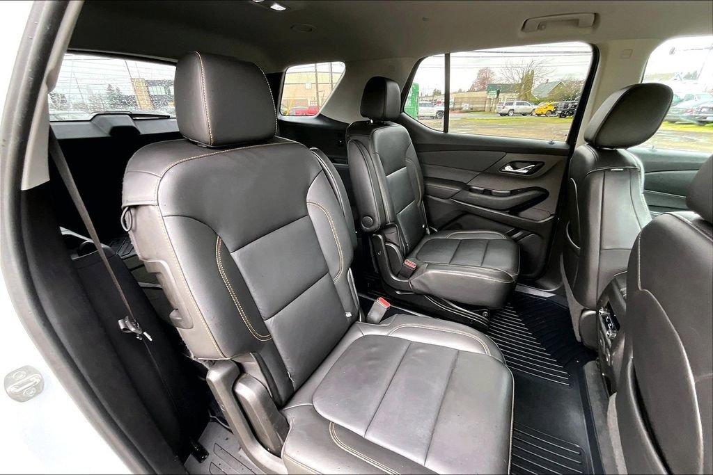 Used 2021 Chevrolet Traverse LT w/ LT Premium Package image 20