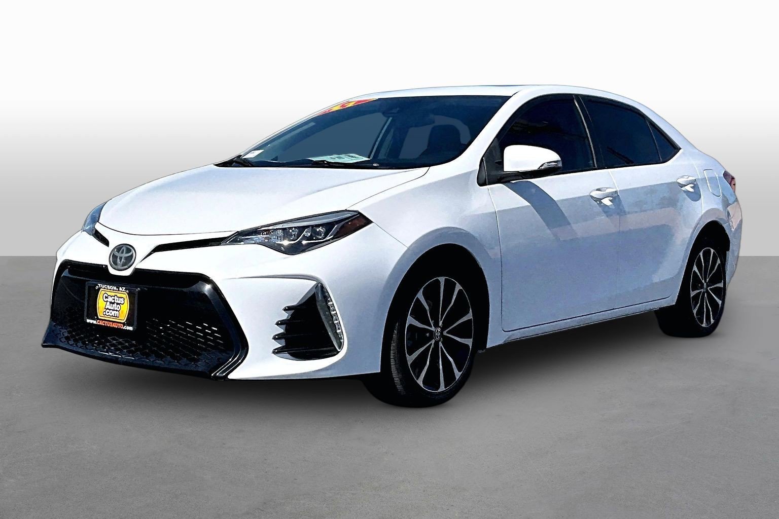 Used 2017 Toyota Corolla SE w/ SE Premium Package