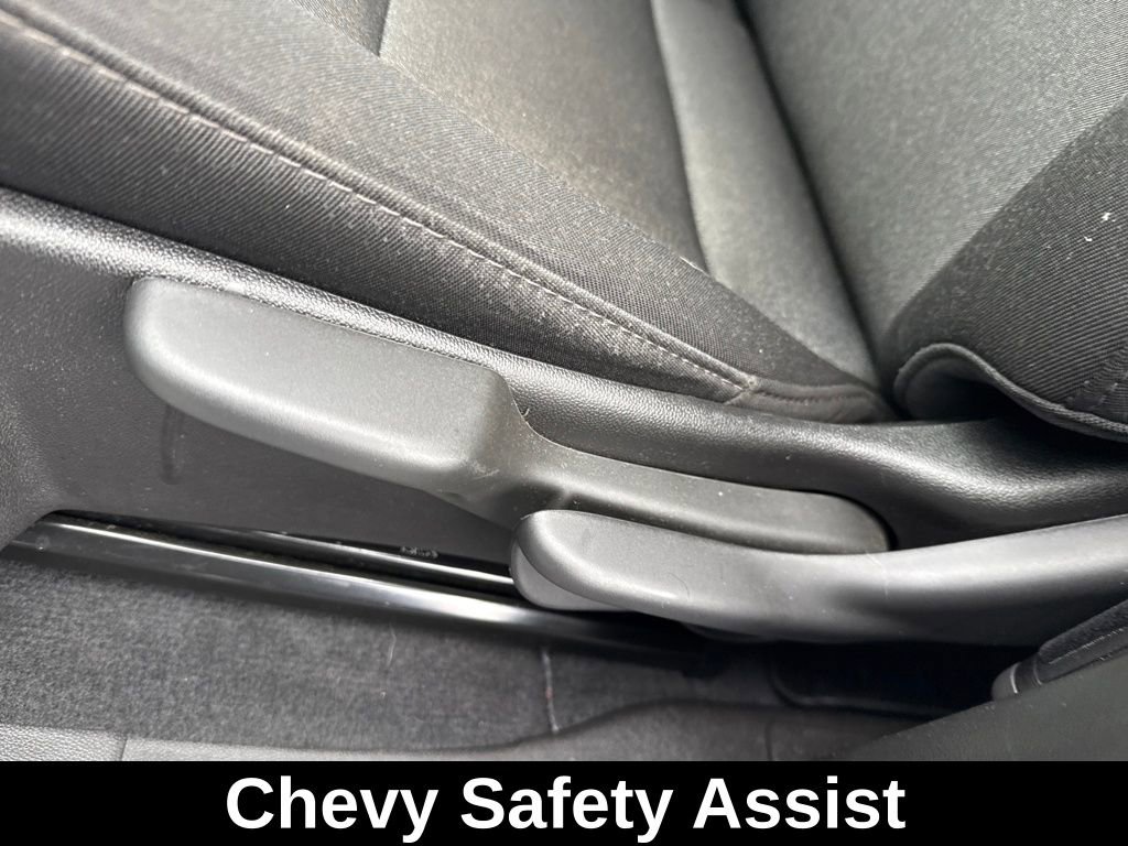 Used 2025 Chevrolet Colorado W/T image 12