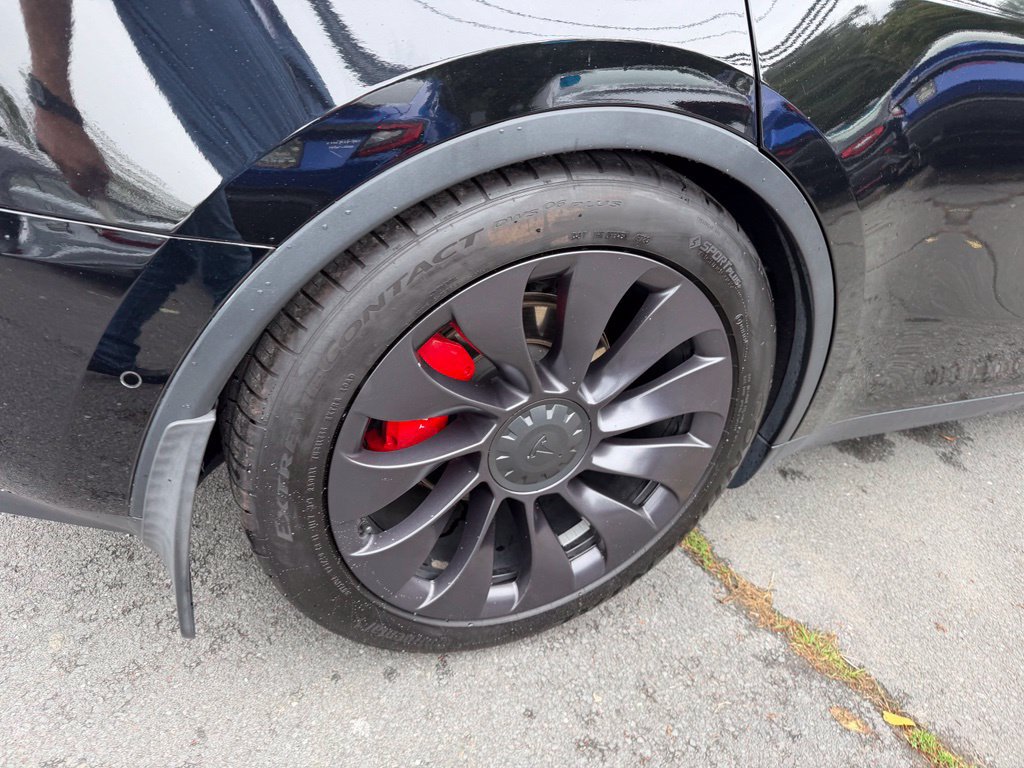 Used 2021 Tesla Model Y Performance AWD/4WD image 13