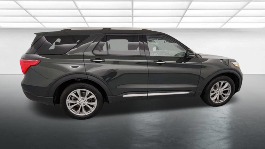 Used 2022 Ford Explorer Limited w/ Equipment Group 301A AWD/4WD image 8