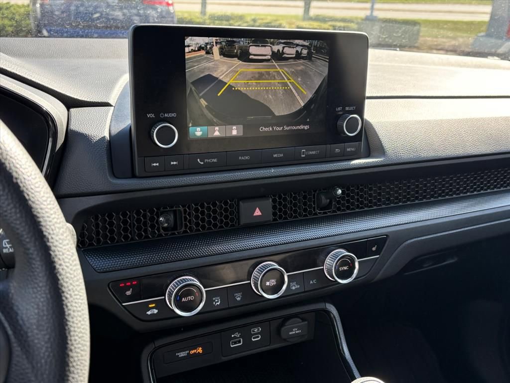 Used 2023 Honda CR-V EX image 9