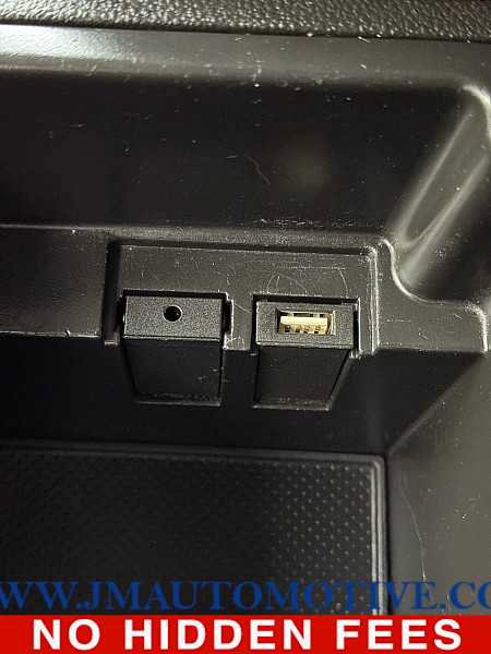 Used 2016 Chevrolet Cruze LT image 35