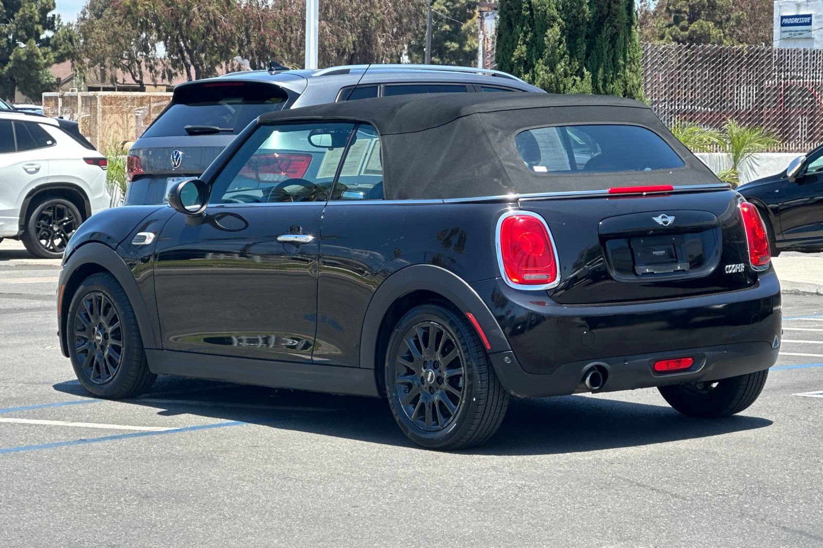 Used 2018 MINI Cooper Convertible FWD image 6
