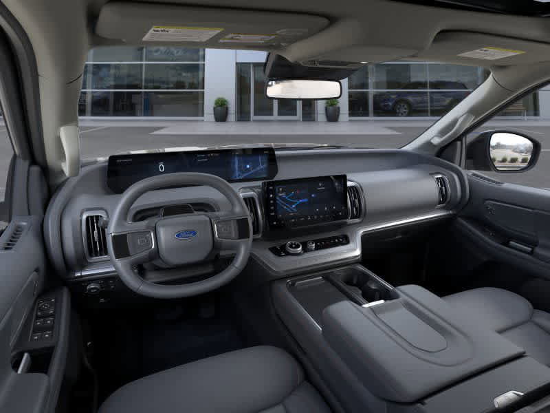 New 2025 Ford Expedition Active image 9