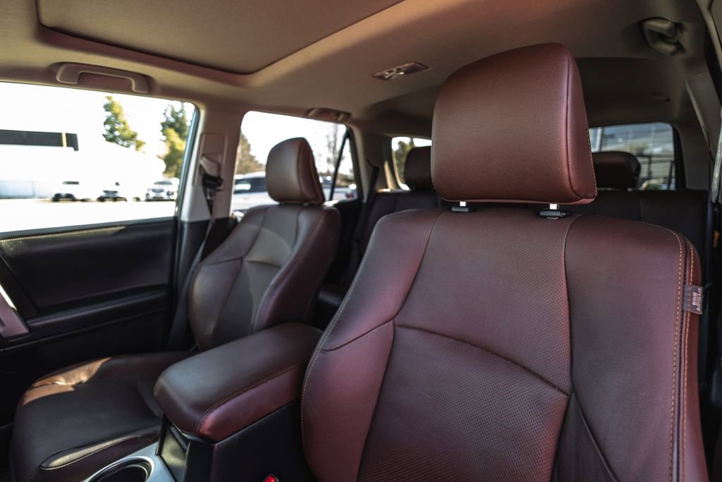 Used 2021 Toyota 4Runner Limited image 23