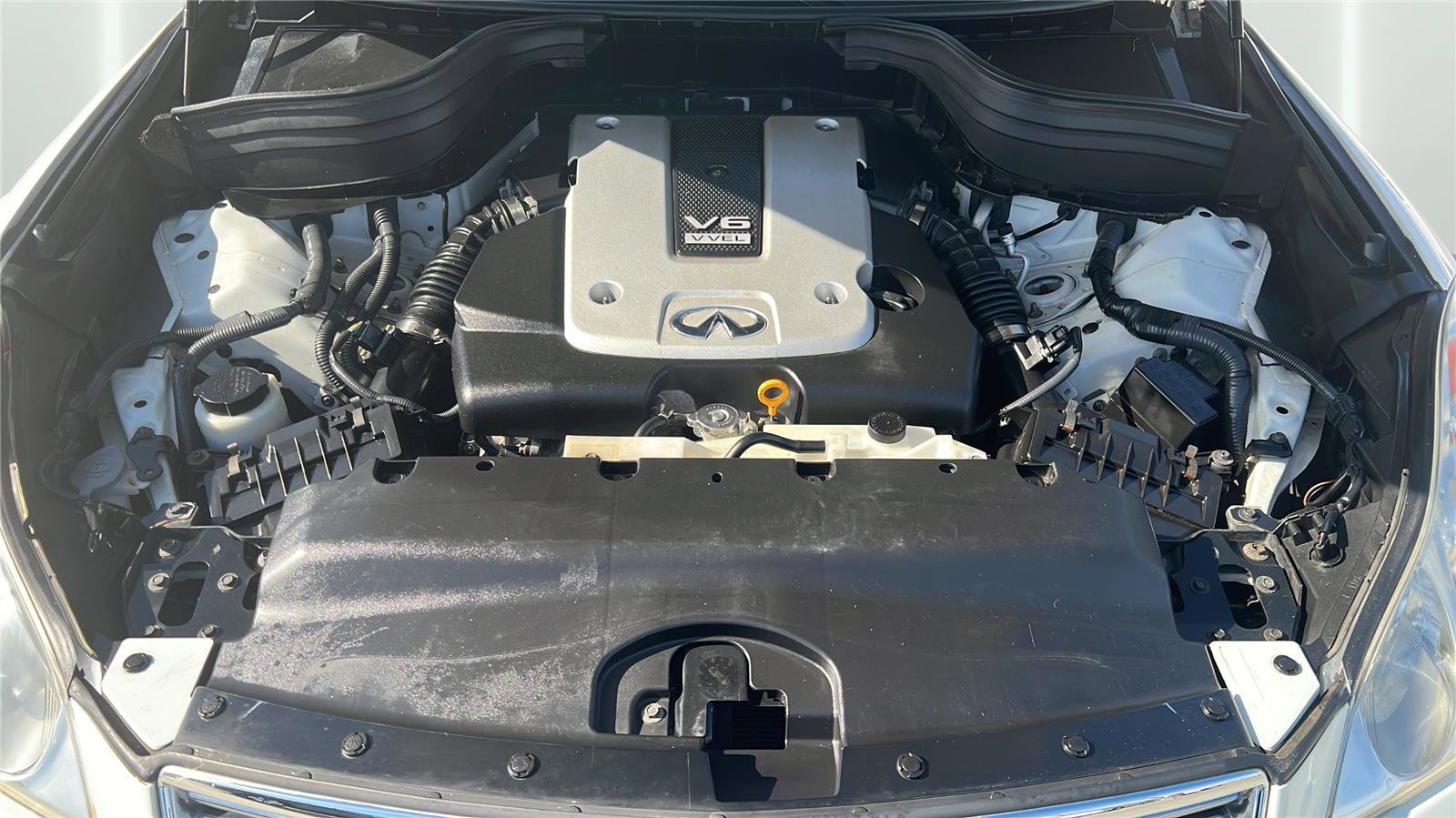 Used 2014 INFINITI QX50 Journey w/ Premium Package image 23