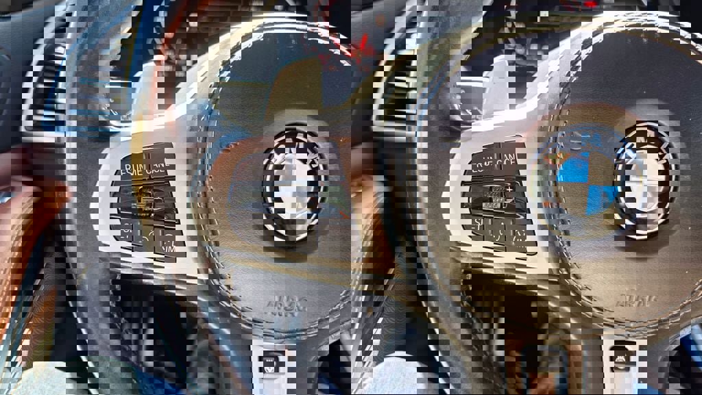 Used 2021 BMW X7 M50i w/ Dynamic Handling Package image 18