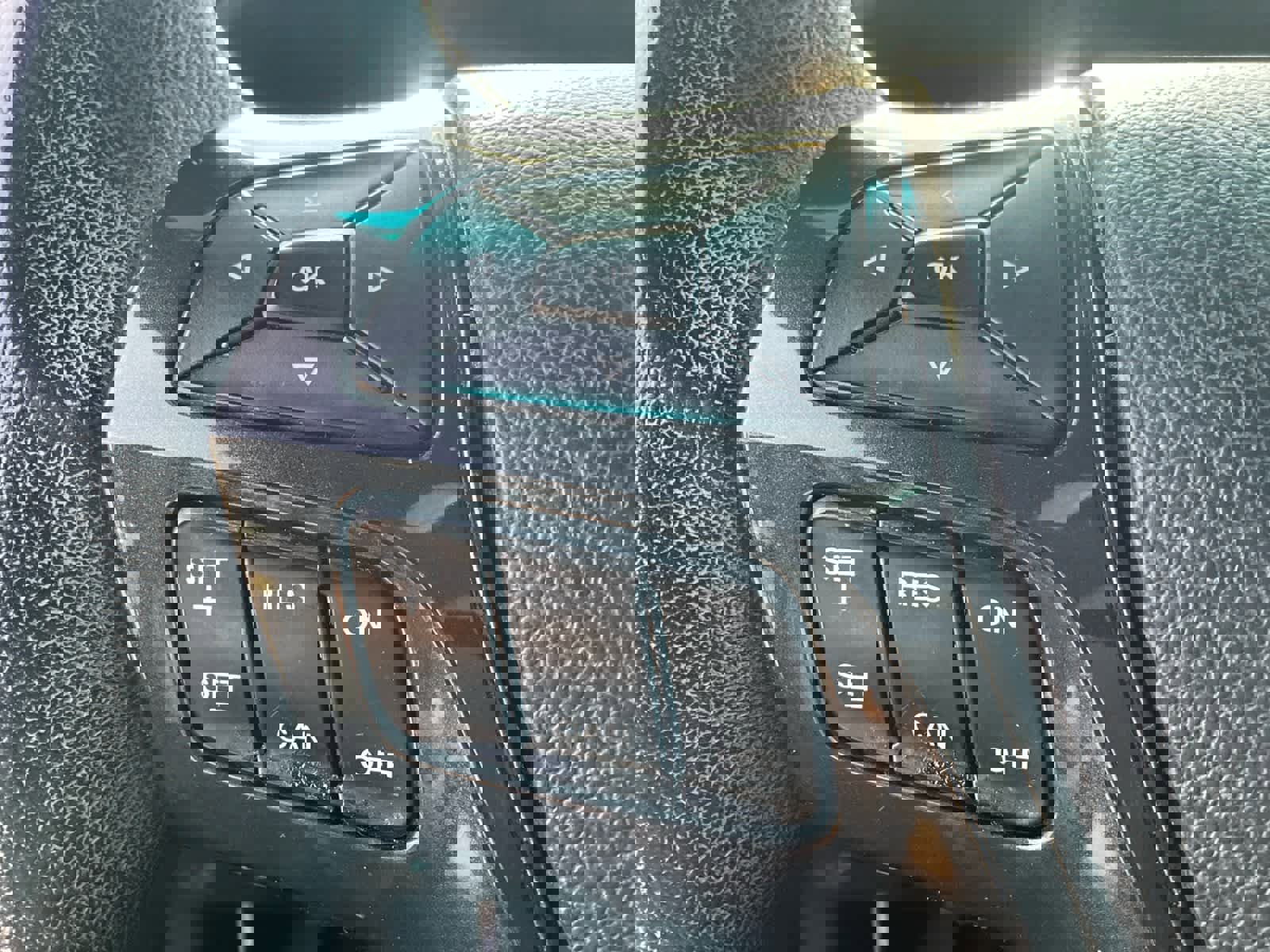 Used 2016 Ford Explorer XLT w/ Equipment Group 202A image 18