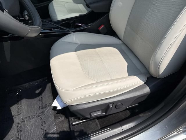 Used 2023 Kia Niro EX Touring FWD image 15