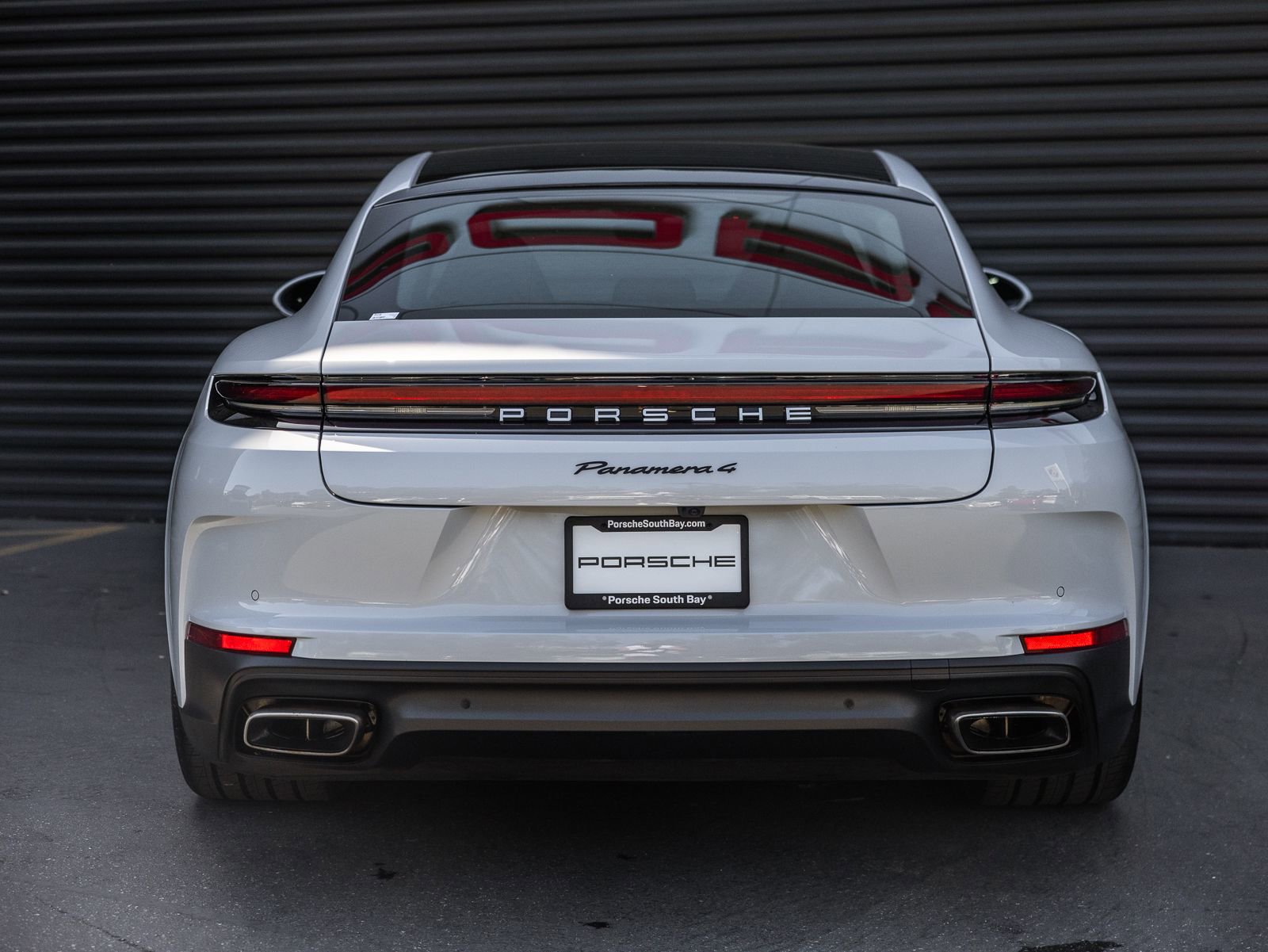 Certified 2025 Porsche Panamera 4 image 8