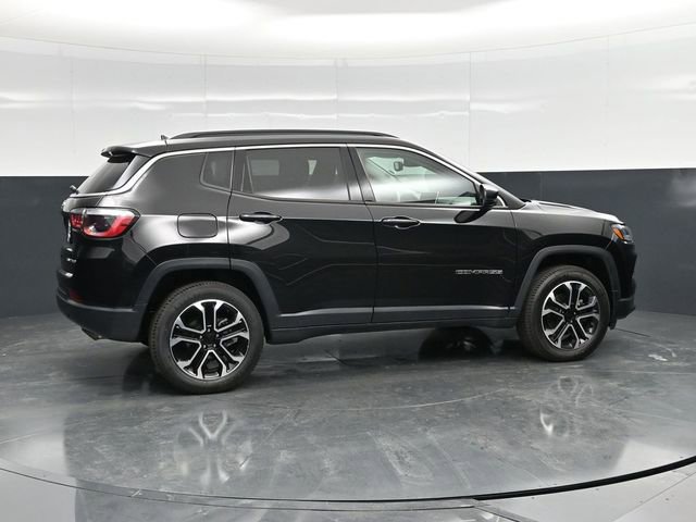 Certified 2022 Jeep Compass Limited AWD/4WD image 14