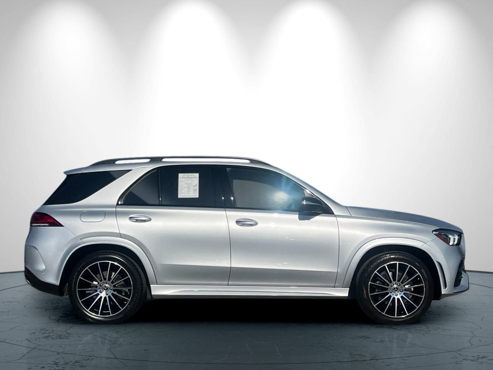 Used 2020 Mercedes-Benz GLE 350 4MATIC image 3