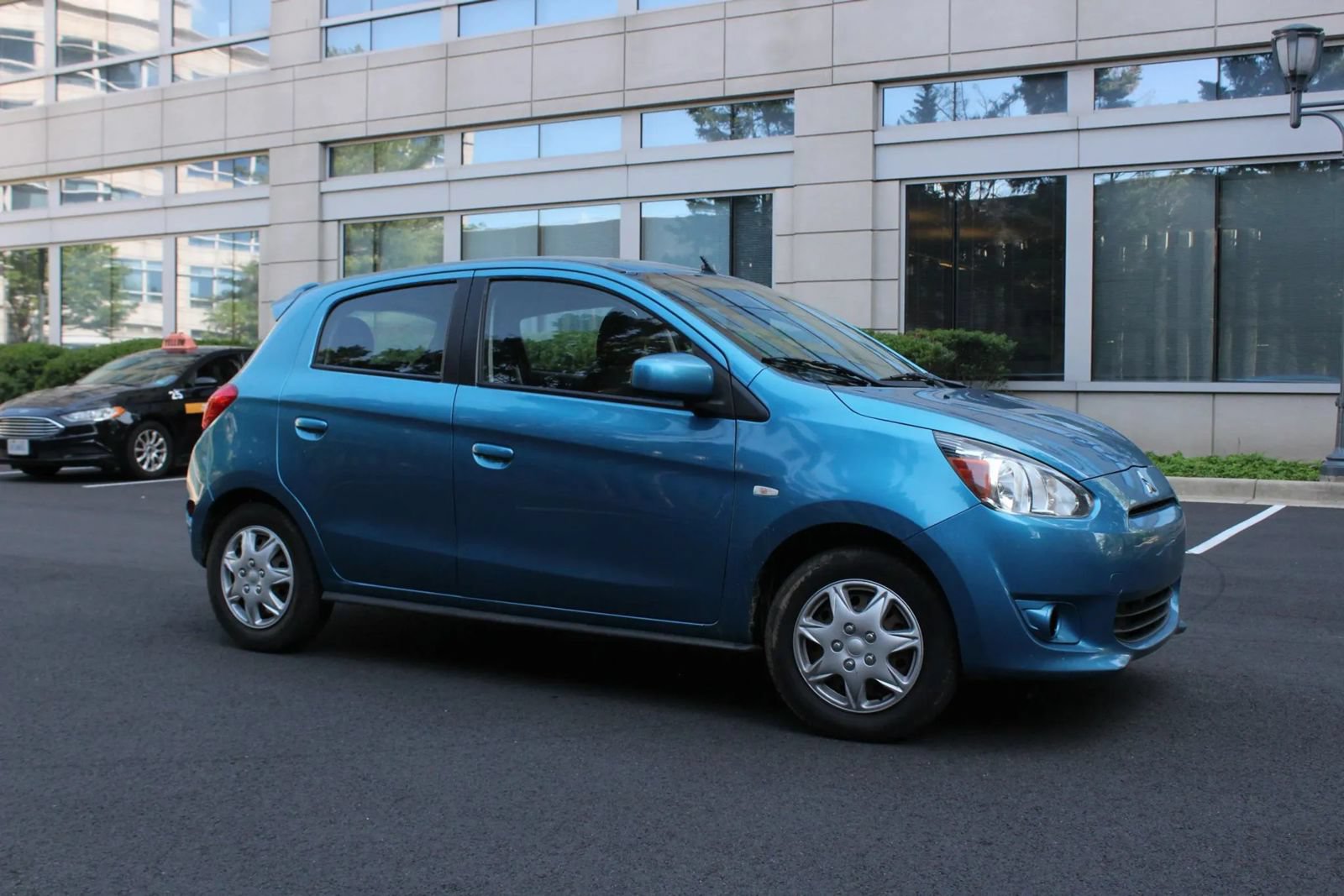 Used 2014 Mitsubishi Mirage DE FWD image 2