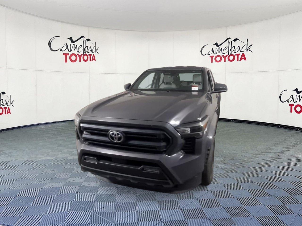 Used 2024 Toyota Tacoma SR5 AWD/4WD image 6