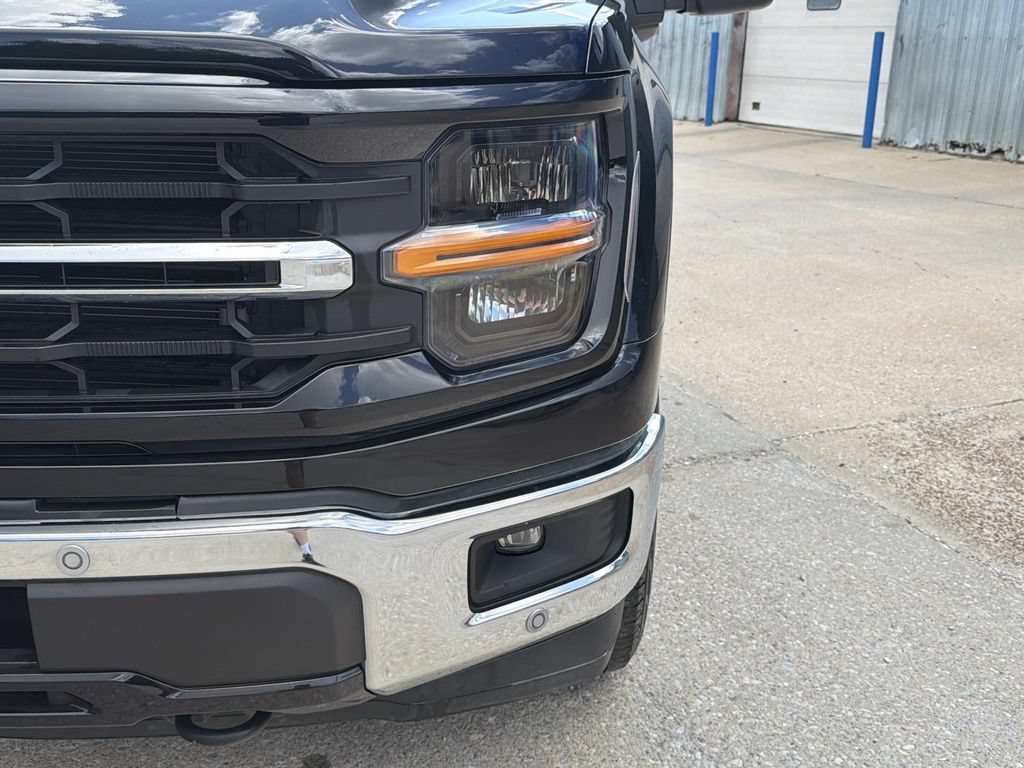 Used 2025 Ford F150 XLT w/ Equipment Group 302A MID AWD/4WD image 11