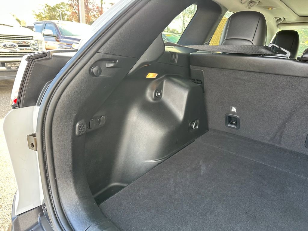 Used 2022 Jeep Cherokee Latitude w/ Sun & Sound Group image 48