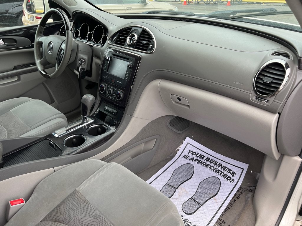 Used 2015 Buick Enclave Convenience FWD image 19