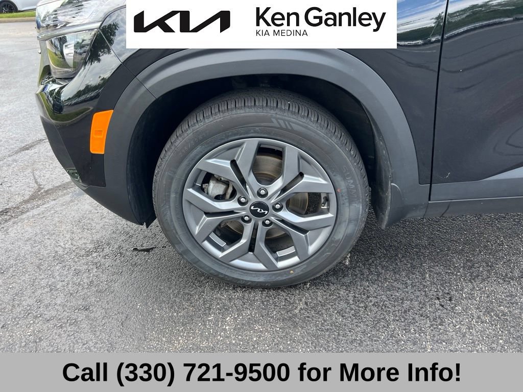 Certified 2024 Kia Seltos LX AWD/4WD image 17