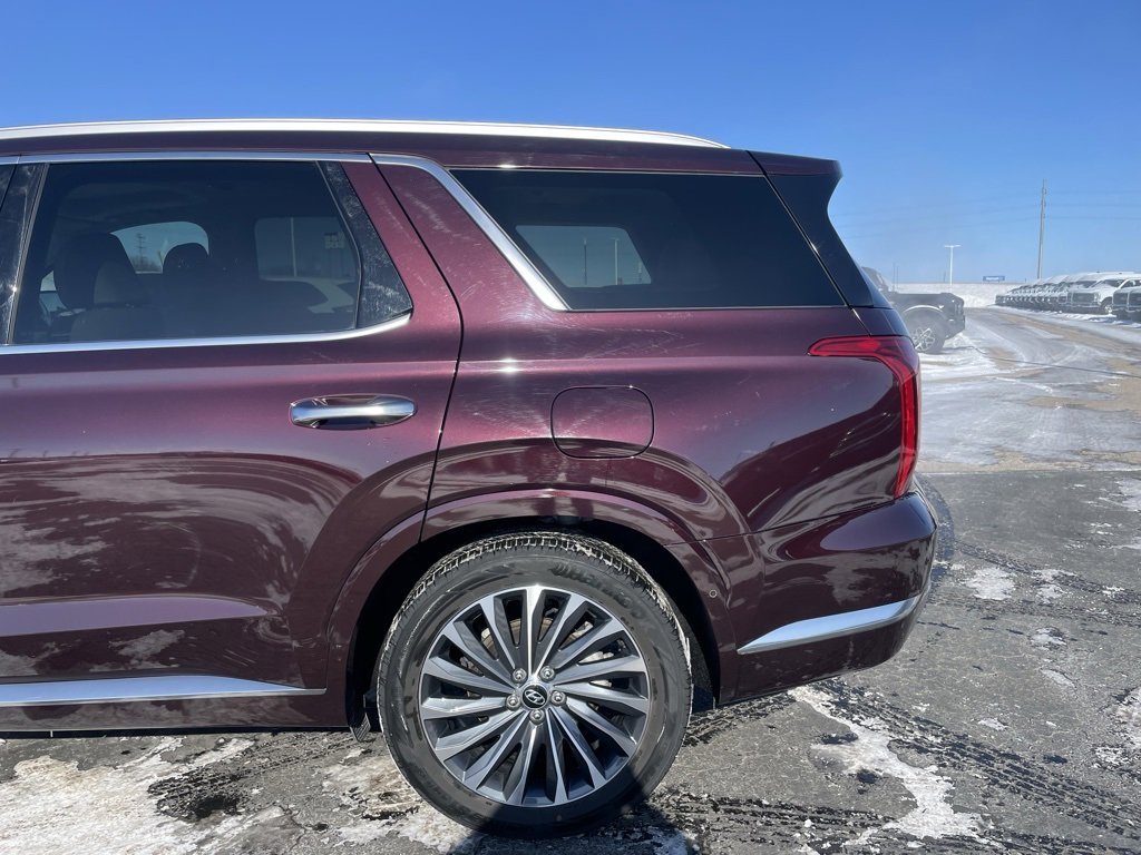 Used 2024 Hyundai Palisade Calligraphy image 42