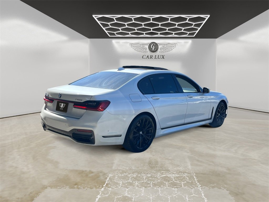 Used 2021 BMW 750i xDrive w/ Executive Package image 5