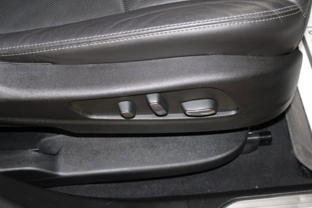 Used 2022 Cadillac XT5 Premium Luxury w/ Technology Package image 31