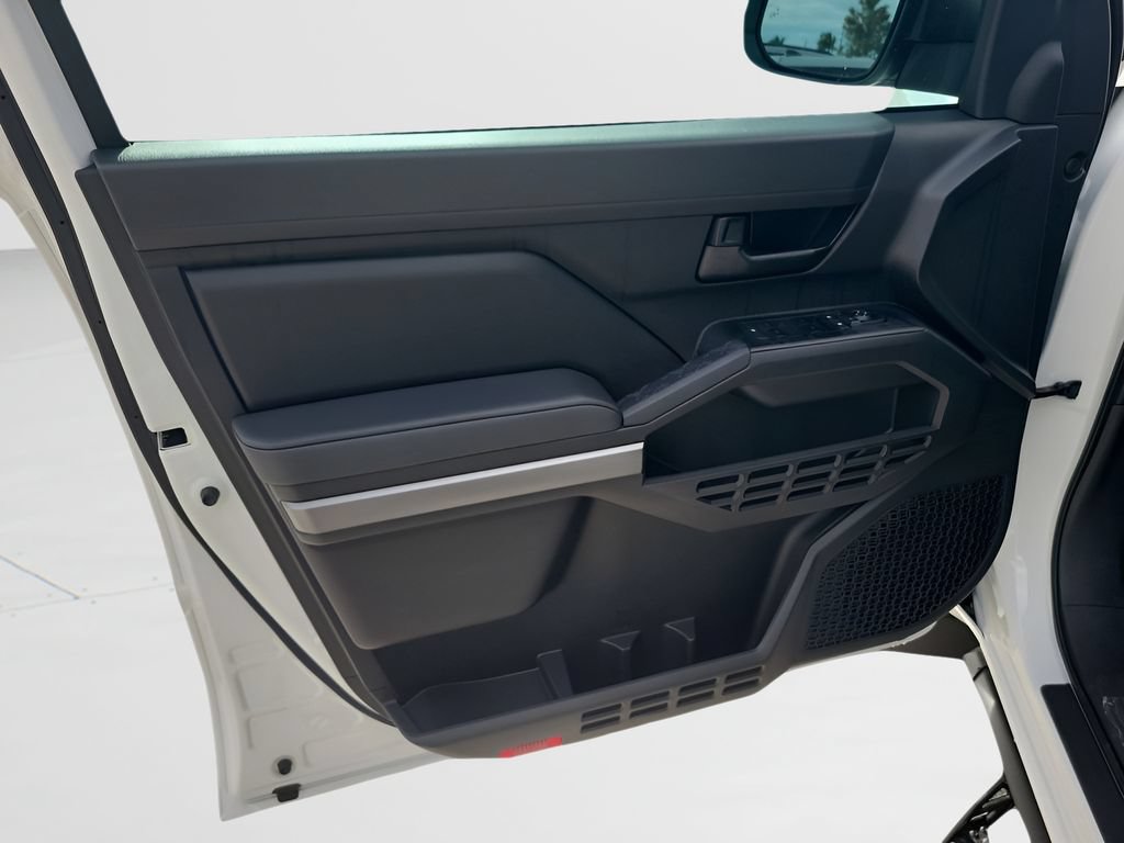 New 2025 Toyota Tacoma SR5 AWD/4WD image 40