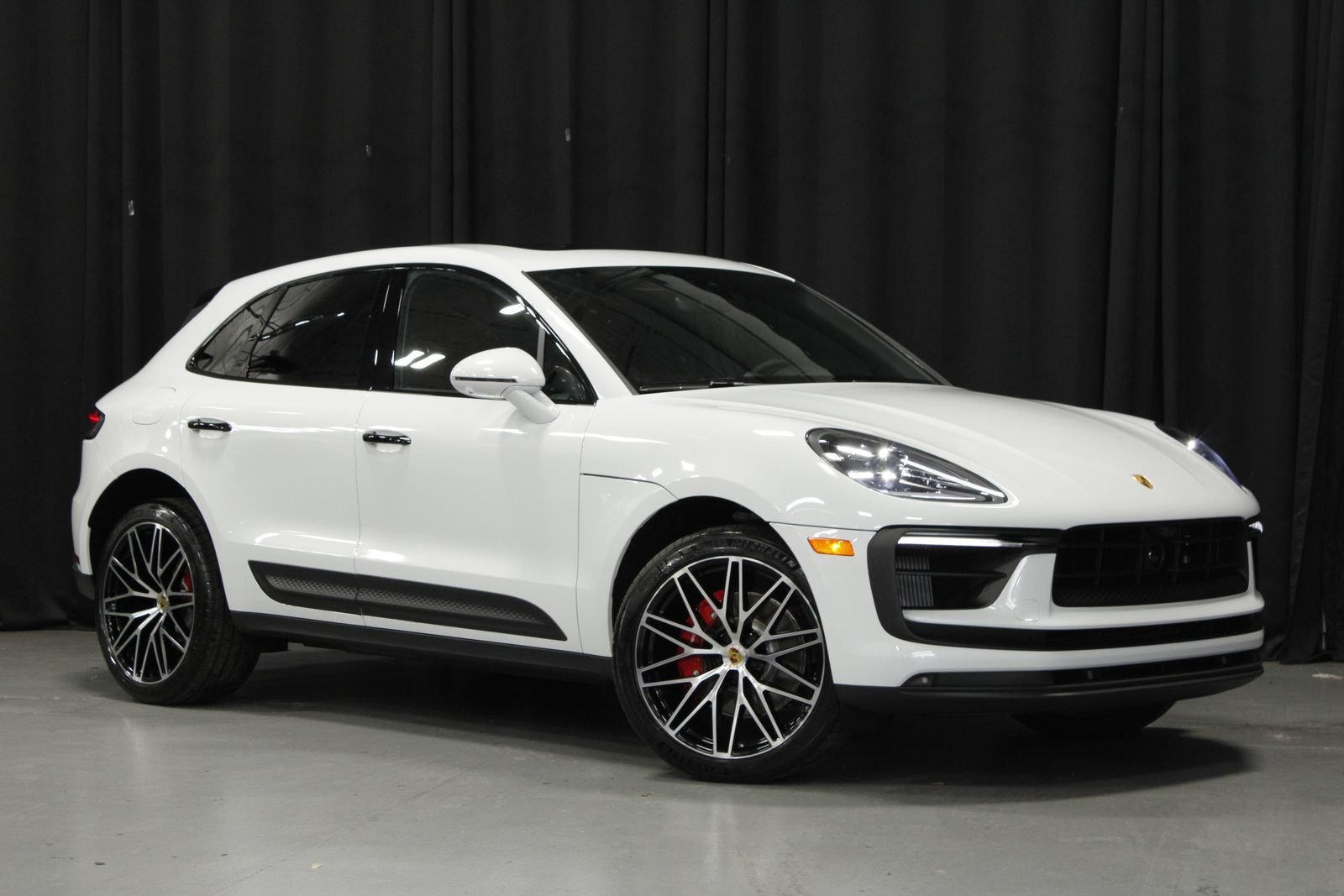 New 2026 Porsche Macan S AWD/4WD image 7