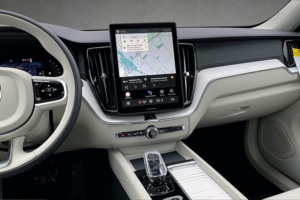 New 2026 Volvo XC60 B5 Ultra w/ Protection Package Premier image 6