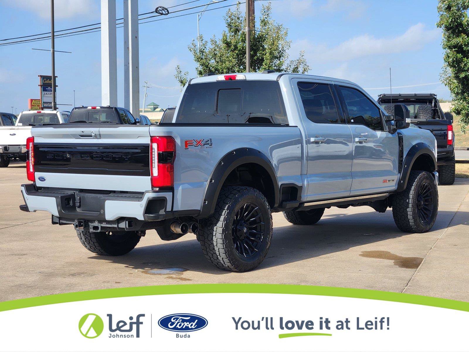 Used 2025 Ford F350 Platinum w/ FX4 Off-Road Package AWD/4WD image 4