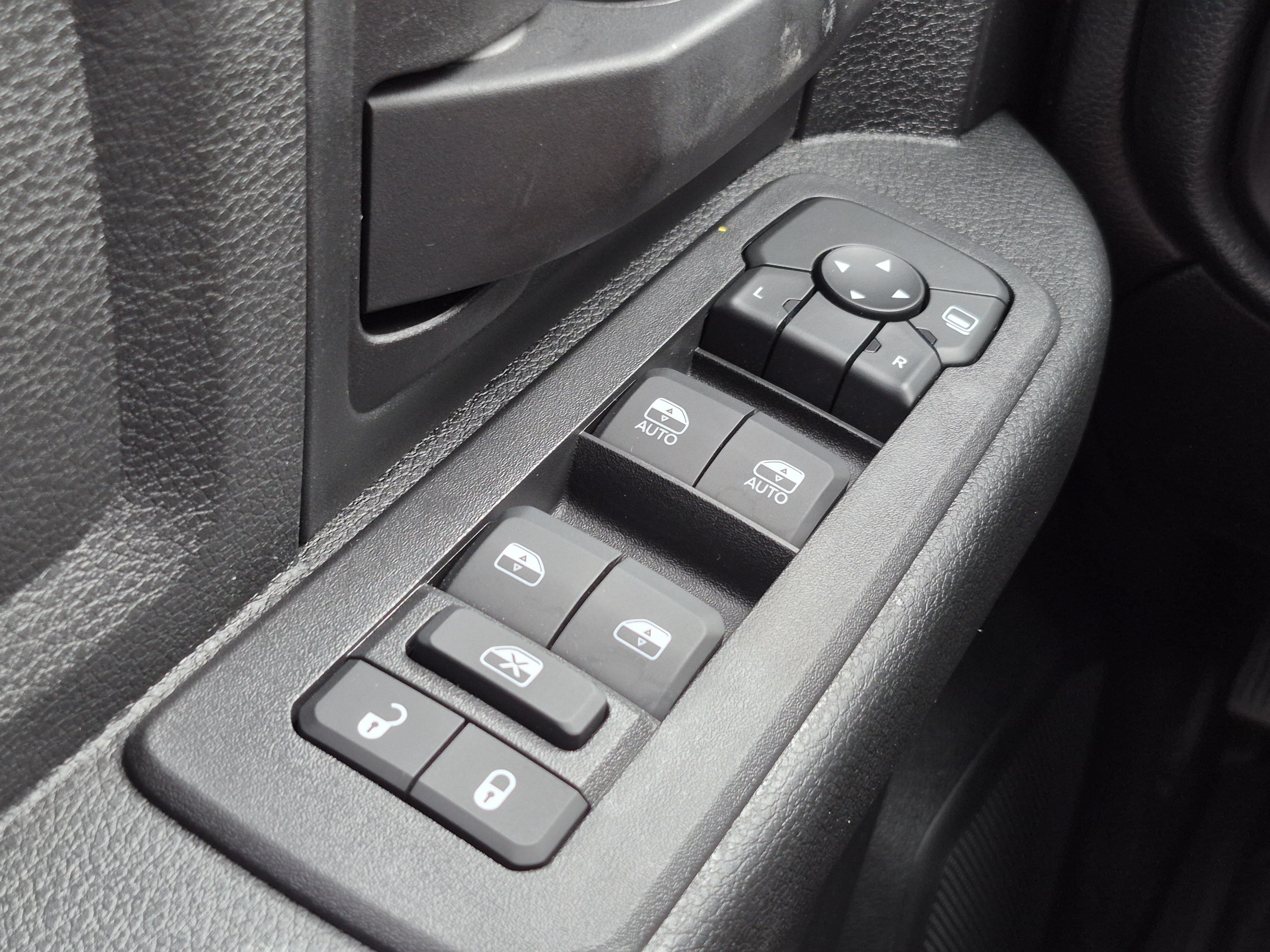 New 2026 RAM 3500 Tradesman AWD/4WD image 11