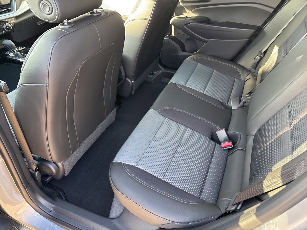 New 2026 Chevrolet Trax LT w/ Driver Confidence Package image 9