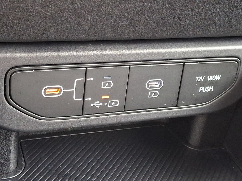 Certified 2025 Kia K4 FWD image 23