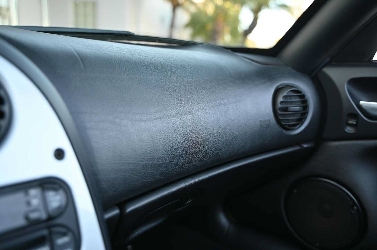Used 2004 Dodge Viper SRT-10 RWD image 12