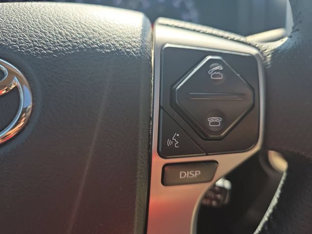 Used 2017 Toyota 4Runner SR5 Premium AWD/4WD image 18
