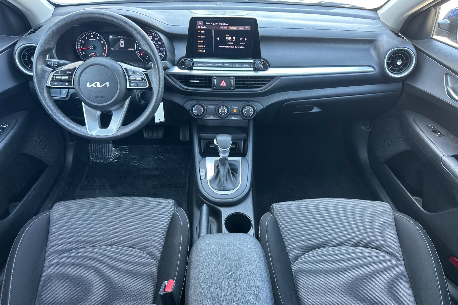 Used 2023 Kia Forte LXS image 13