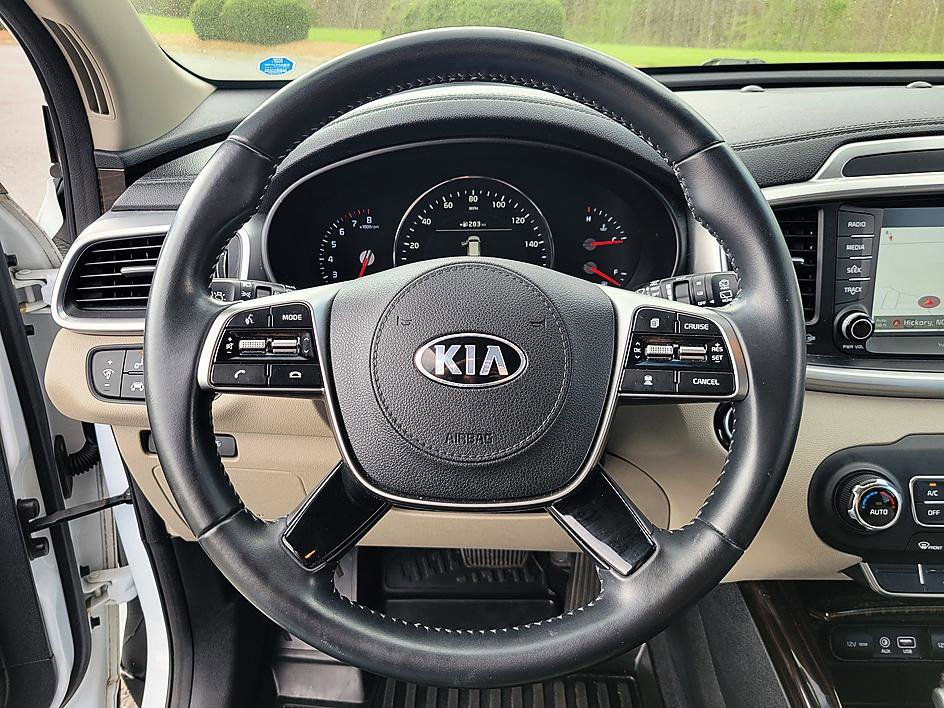 Used 2019 Kia Sorento EX w/ EX Premium Package image 13