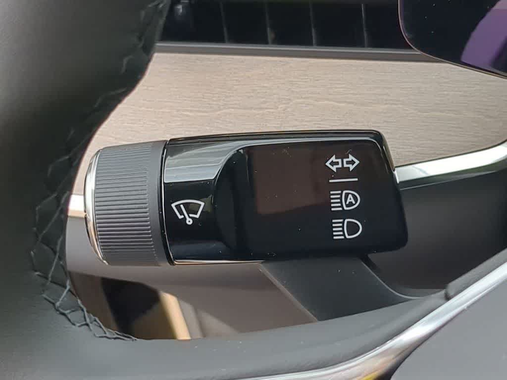 New 2026 Volvo EX90 Plus AWD/4WD image 24