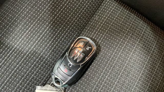 Used 2024 Buick Envista Preferred w/ Convenience I Package FWD image 26