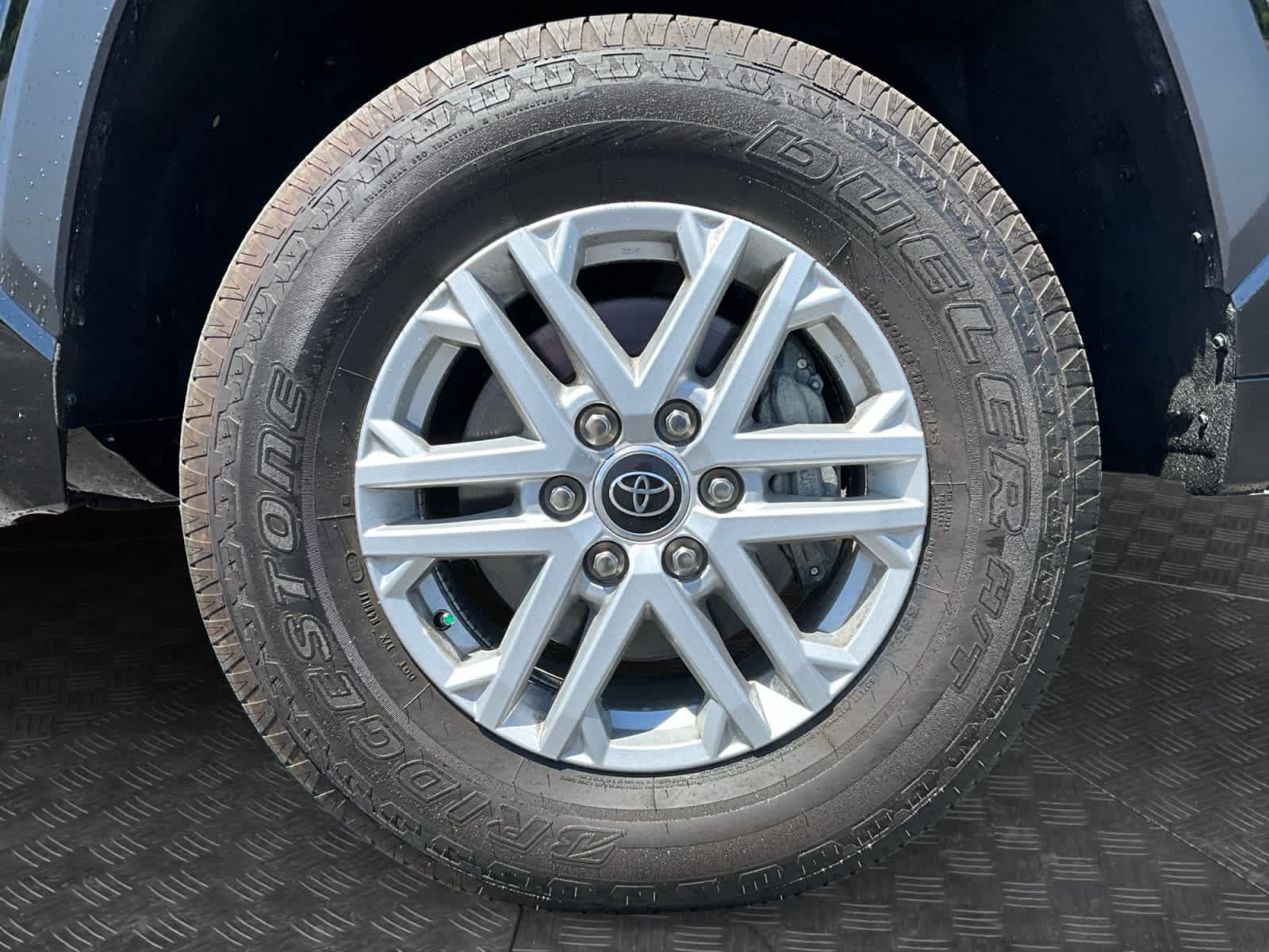 Used 2024 Toyota Tundra SR5 AWD/4WD image 9