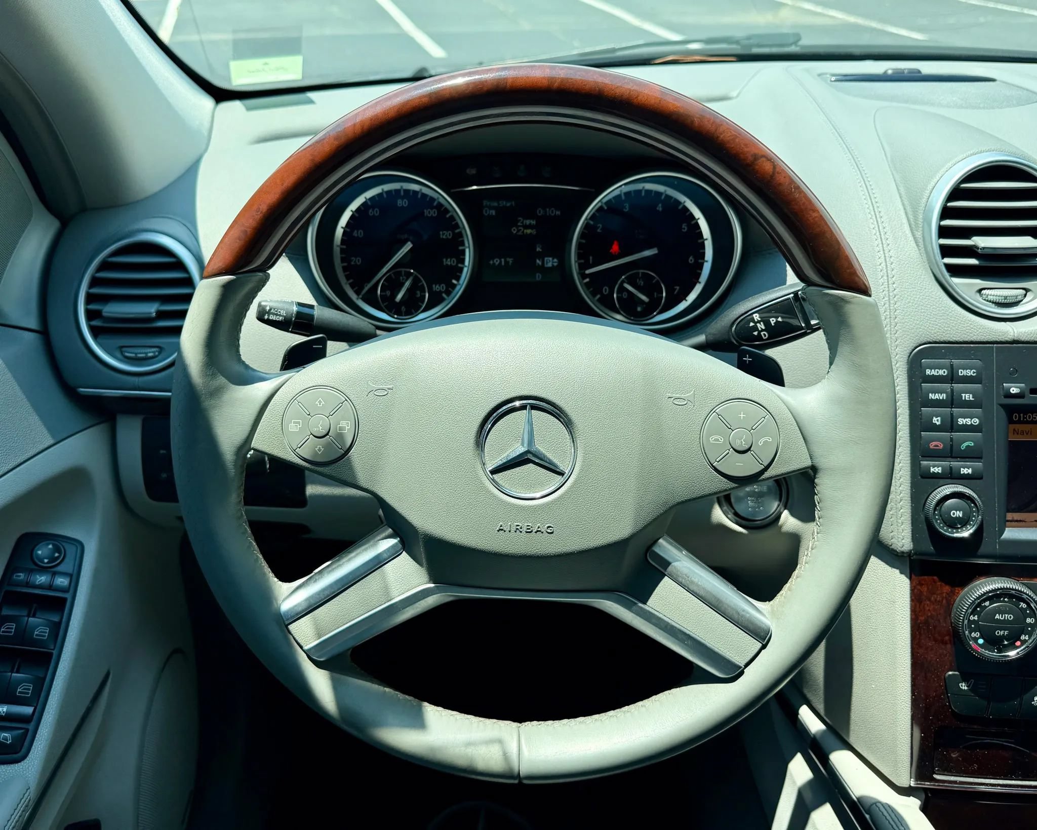 Used 2012 Mercedes-Benz GL 450 4MATIC image 17