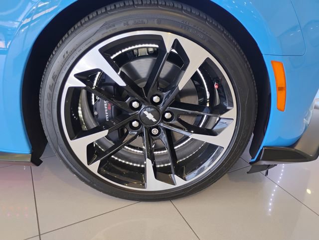 Used 2022 Chevrolet Camaro LT RWD image 23