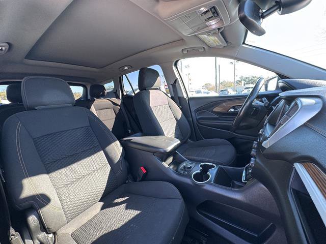 Used 2021 GMC Terrain SLE w/ Driver Convenience Package FWD image 8