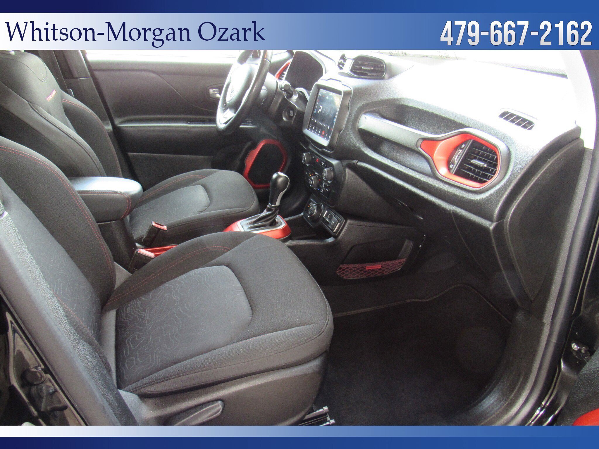 Used 2019 Jeep Renegade Trailhawk w/ UConnect 8.4 Nav Group AWD/4WD image 31