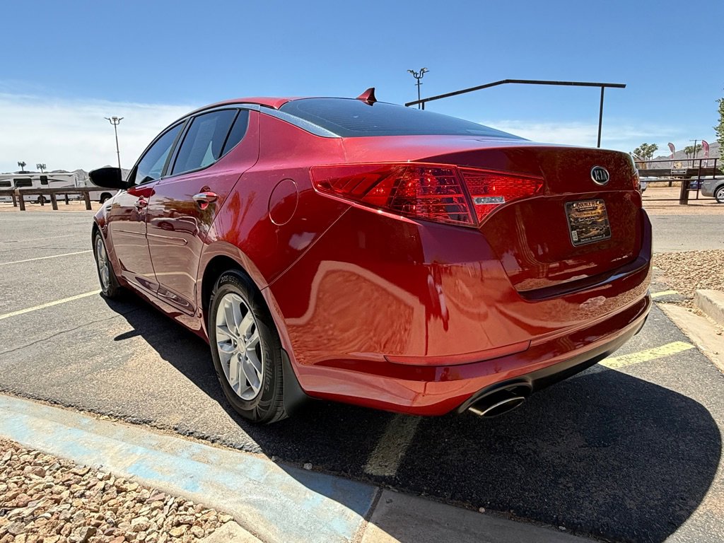 Used 2012 Kia Optima LX w/ Convenience Pkg FWD image 6