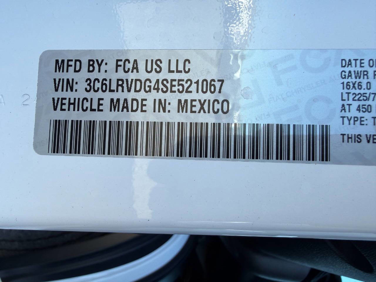 Used 2025 RAM ProMaster 2500 w/ Convenience Group image 40