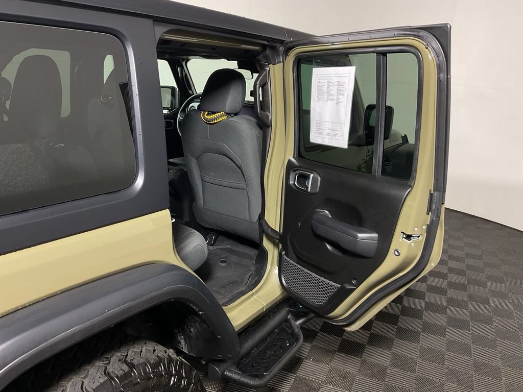 Used 2025 Jeep Wrangler Unlimited Sport AWD/4WD image 33