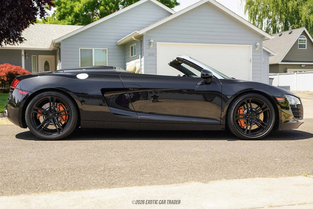 Used 2011 Audi R8 V8 AWD/4WD image 9