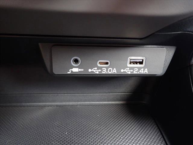 New 2025 Subaru Crosstrek 2.5i Premium image 18