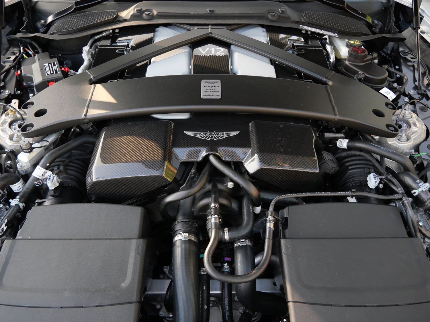 New 2026 Aston Martin Vanquish Convertible RWD image 25
